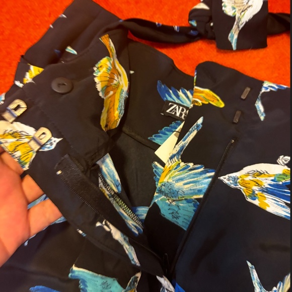 Zara black with blue and yellow birds high rise paperbag shorts NWT - Picture 8 of 14